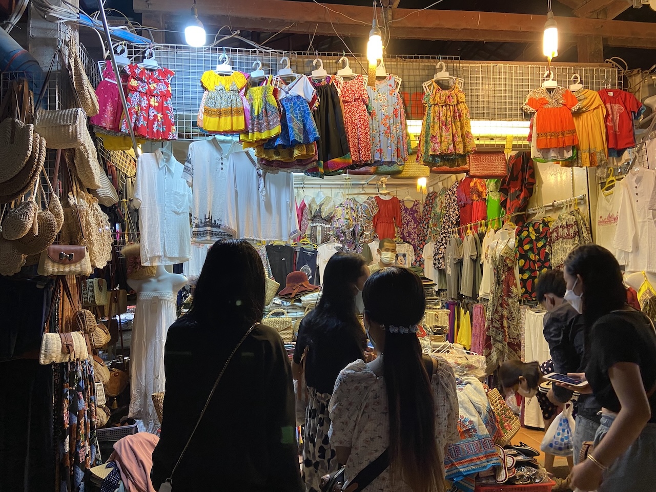 Guide to shopping in Phnom Penh: Best markets and malls